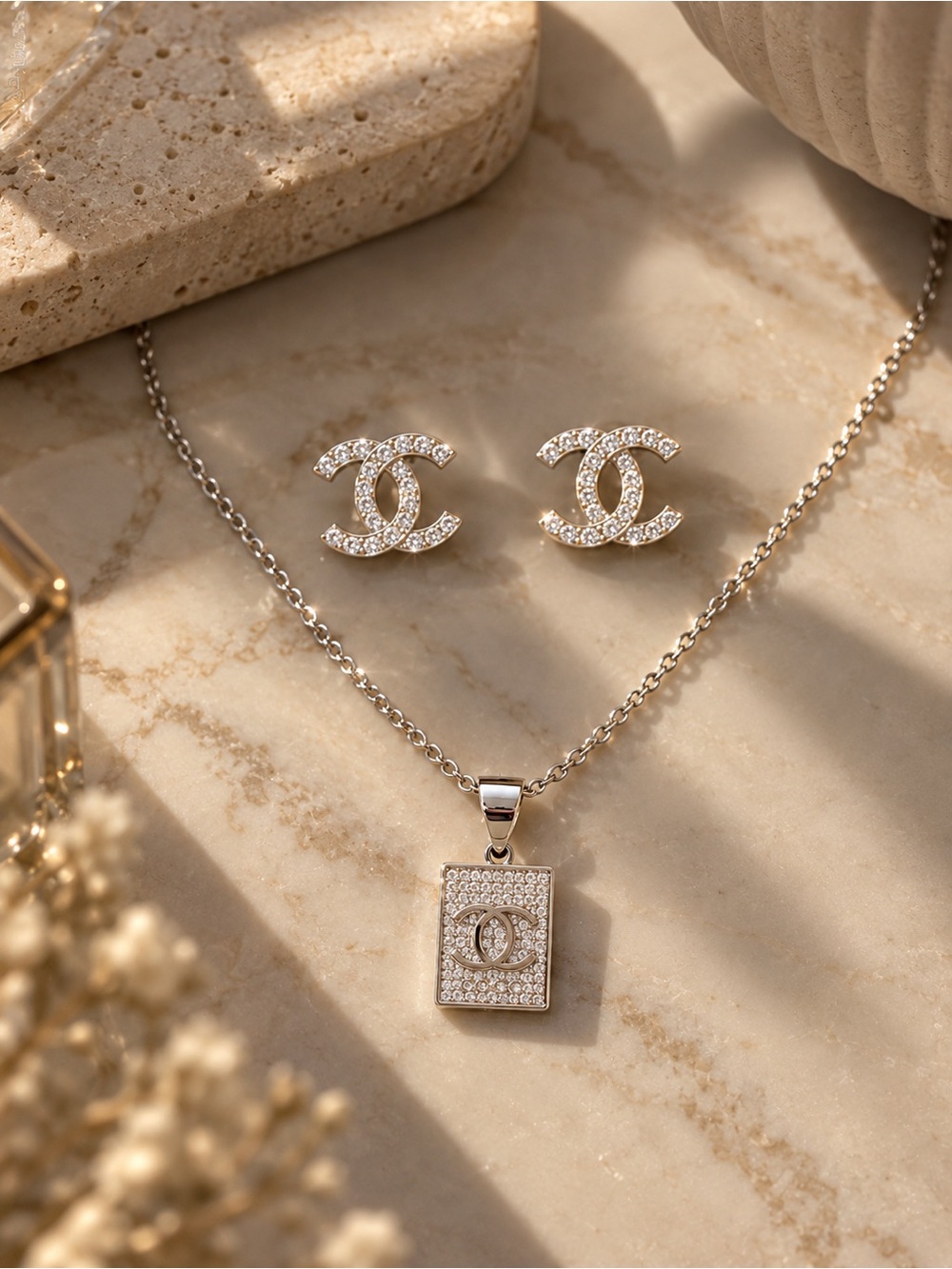 Classic Interlocking Logo Pendant Necklace in Silver stainless steel